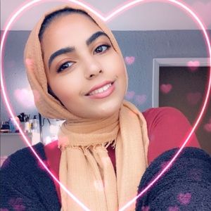 Meet your Posher, Asmaa